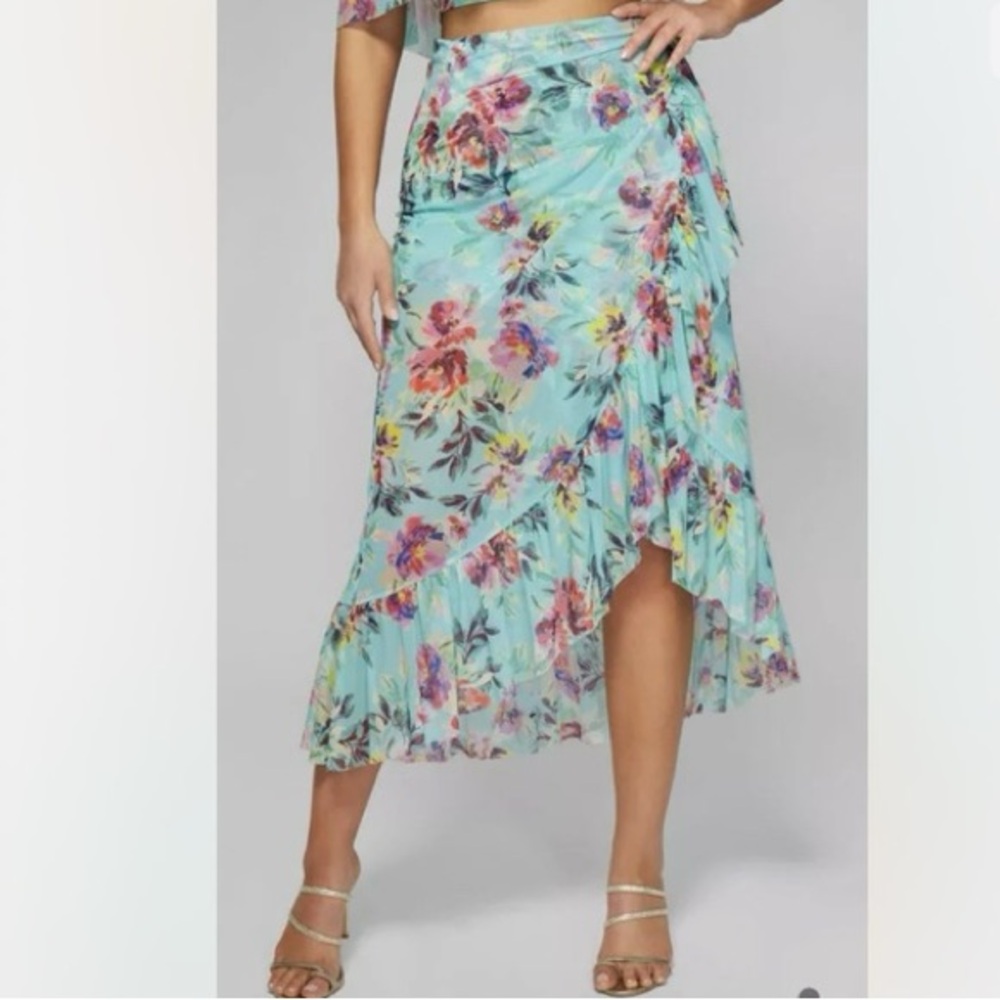 Marciano Guess Paloma Ruffle skirt Size Medium‎ Turquoise Floral      B